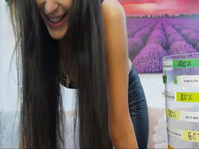 Live sex webcam photo for MaraW #255976505