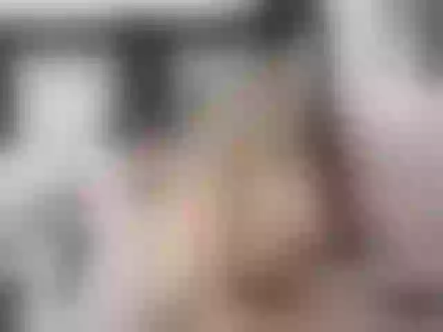 Live sex webcam photo for Elliza717 #255517491