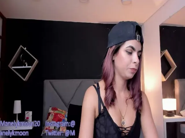Live sex webcam photo for Manelyk_m #253885043