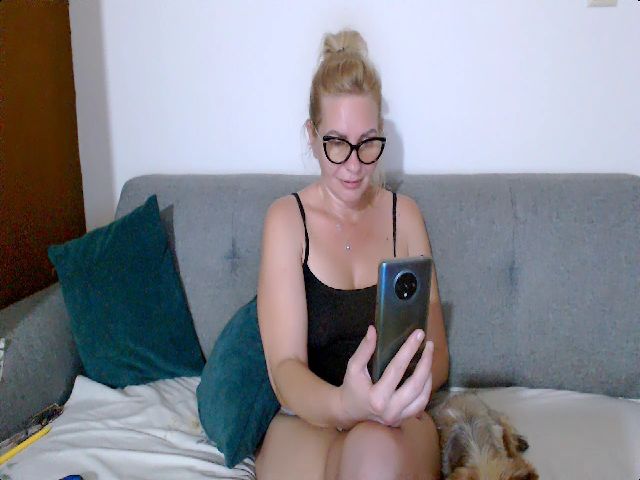 Live sex webcam photo for Stephycute #264490145