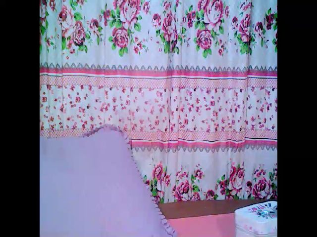 Live sex webcam photo for Indiantopaz69 #252411614