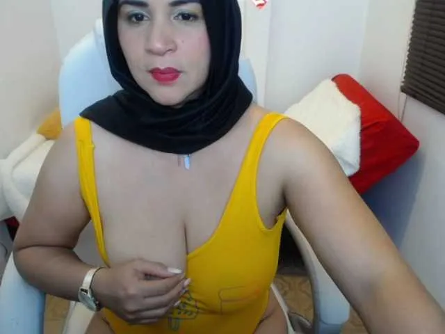 Live sex webcam photo for jameela-hot #242372417