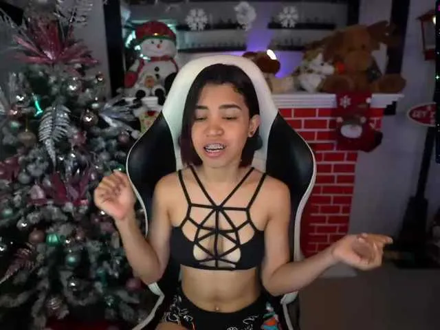 Live sex webcam photo for lolasexxx #240956451