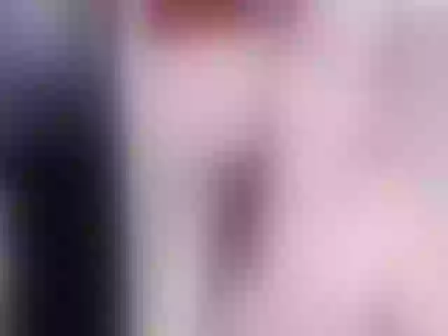 Live sex webcam photo for AngieBaby_77 #258642608
