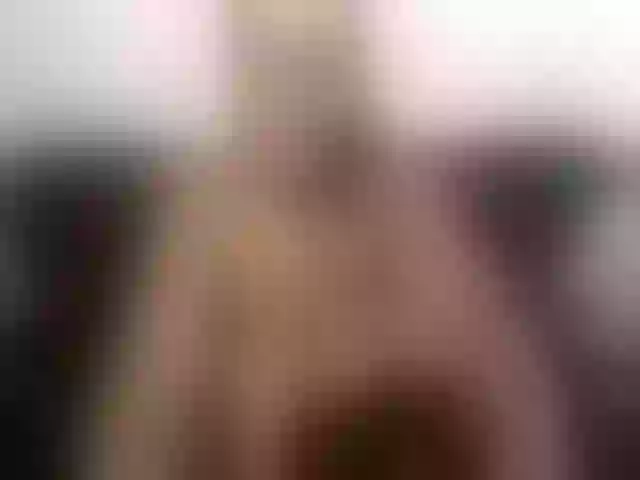 Live sex webcam photo for GiovanniD1 #255800809