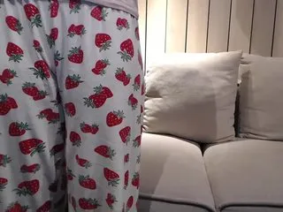 Live sex webcam photo for Shy-SweetGirl #240848267