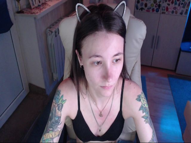 Live sex webcam photo for KeyshaLush #257509653