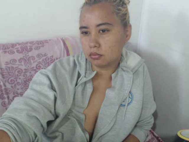 Live sex webcam photo for julianahothot #240979427