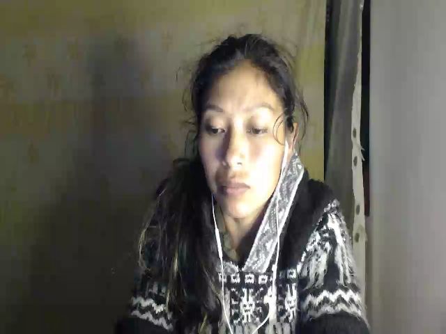 Live sex webcam photo for CHILENITAHOT #256152939