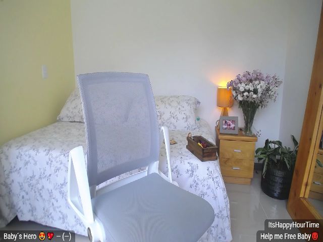 Live sex webcam photo for HappyHourTime #263170803