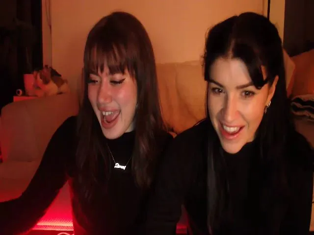 Live sex webcam photo for JazzyCat #256239121