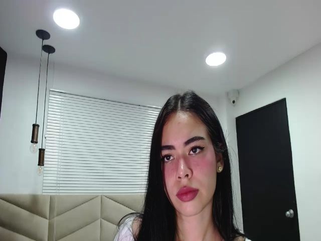 Live sex webcam photo for ShenLong3 #254617252