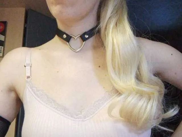 Live sex webcam photo for VIPGERL99 #241332968