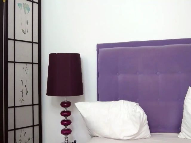 Live sex webcam photo for InnaHottyX #260701109