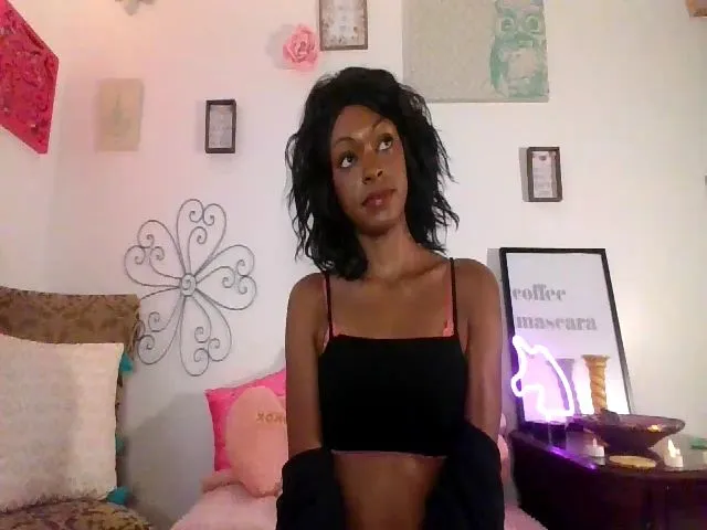 Live sex webcam photo for GirlNextD00r3 #263691540