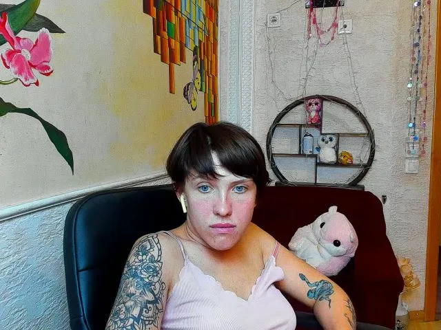 Live sex webcam photo for Reginasmilee #263058474
