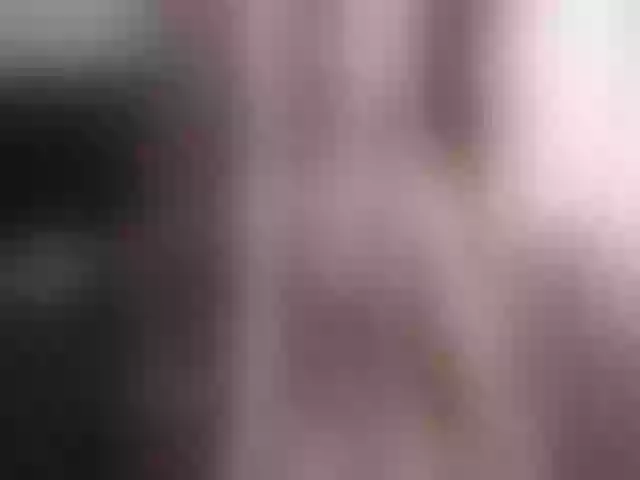 Live sex webcam photo for DiddySweet #259877236