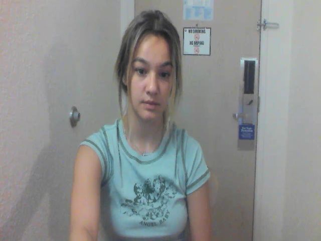 Live sex webcam photo for Qxeen_jasmin #260380178