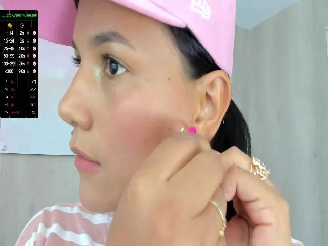 Live sex webcam photo for Jimena_saenz #256157508