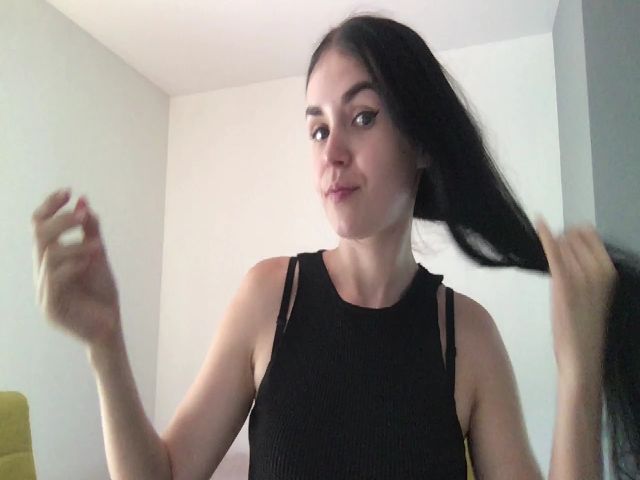 Live sex webcam photo for AdriaPretty #259939867