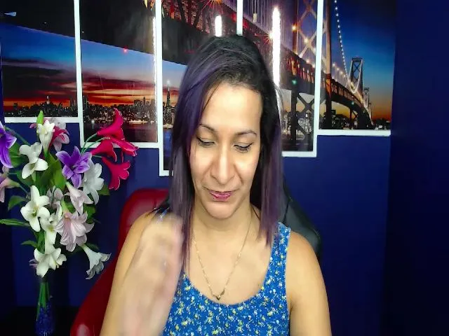 Live sex webcam photo for Infernalsexx #264101060