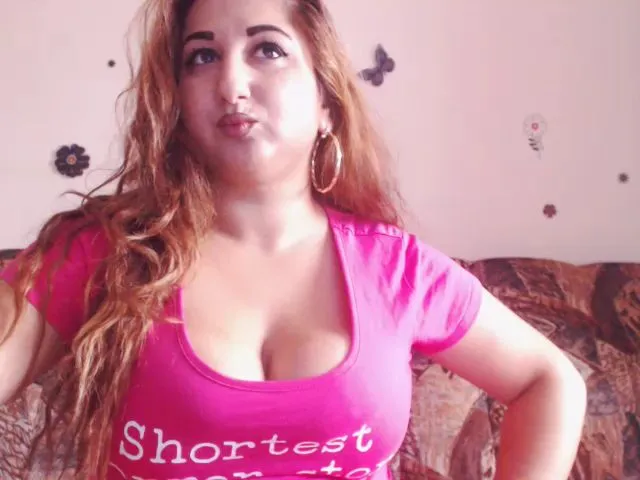 Live sex webcam photo for KinkyMyax #264182113