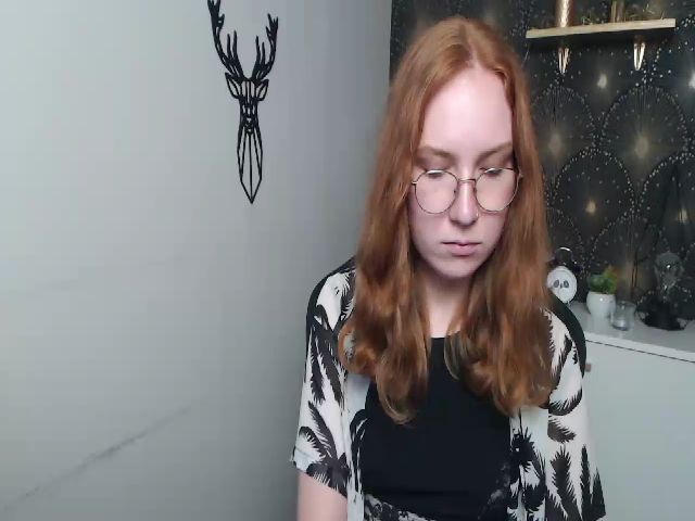 Live sex webcam photo for KISSxGABBY #254538647