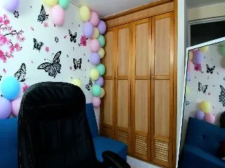 Live sex webcam photo for Conydecker #251733347