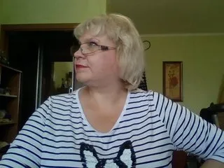 Live sex webcam photo for LOLA88888 #240581327