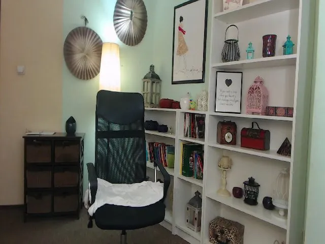 Live sex webcam photo for I_am_Kitty #263212440