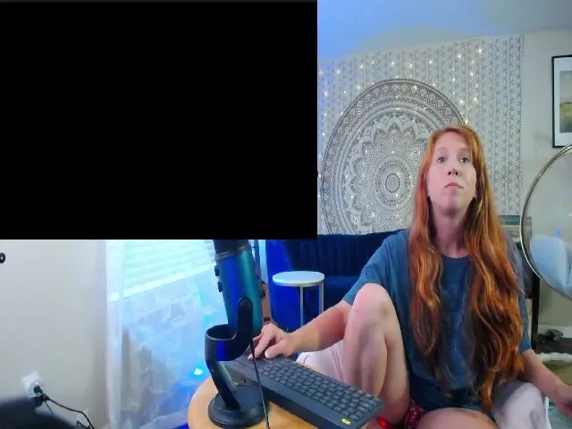 Live sex webcam photo for SquisherGirl #256129400