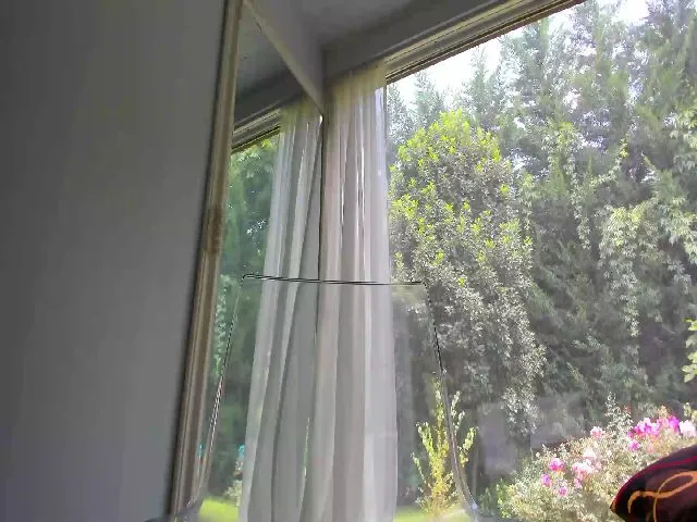 Live sex webcam photo for Coral_Dreams #256819694
