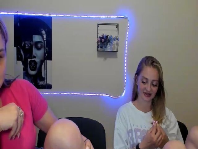 Live sex webcam photo for PolliMilk #255280839