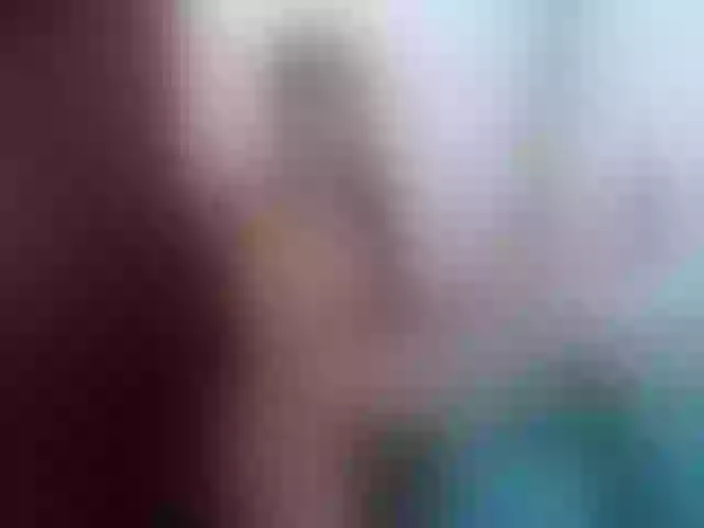 Live sex webcam photo for LeaQueen #256014350