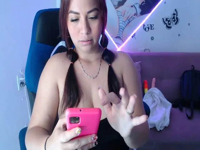 Live sex webcam photo for Shanel_bigass #259453562