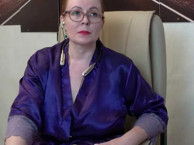 Live sex webcam photo for IvettaShine #257527252