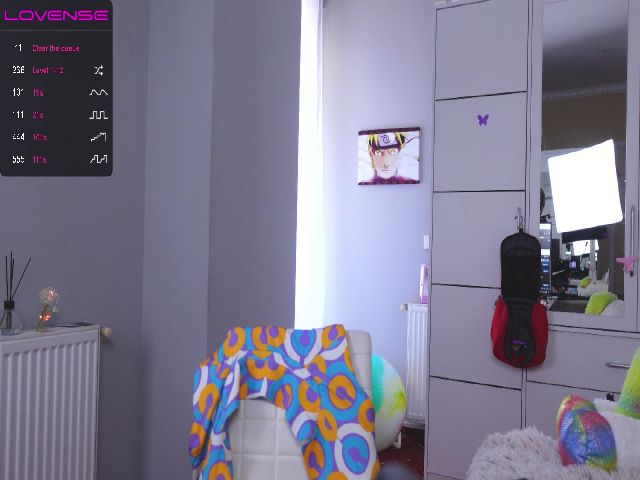 Live sex webcam photo for AliciaRey #256254886