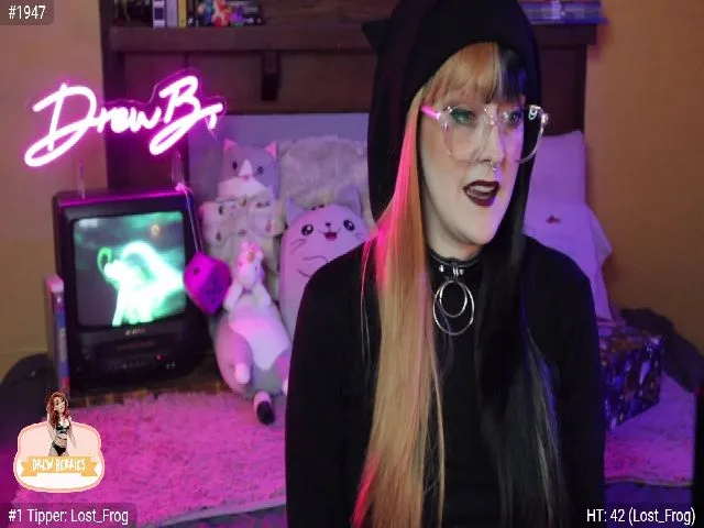 Live sex webcam photo for DrewBerries #252297019