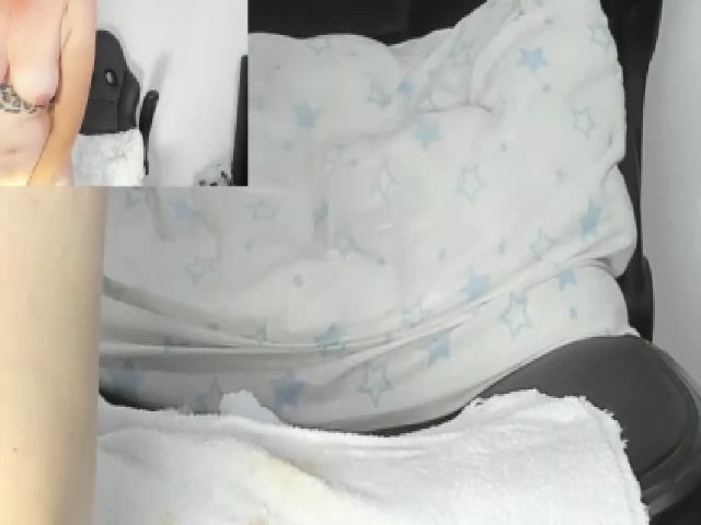 Live sex webcam photo for Caroldiamond #252707963