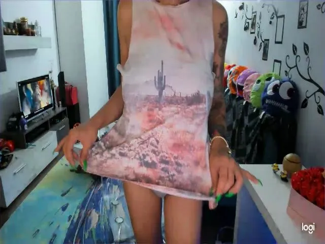 Live sex webcam photo for OneLife_ #252938582