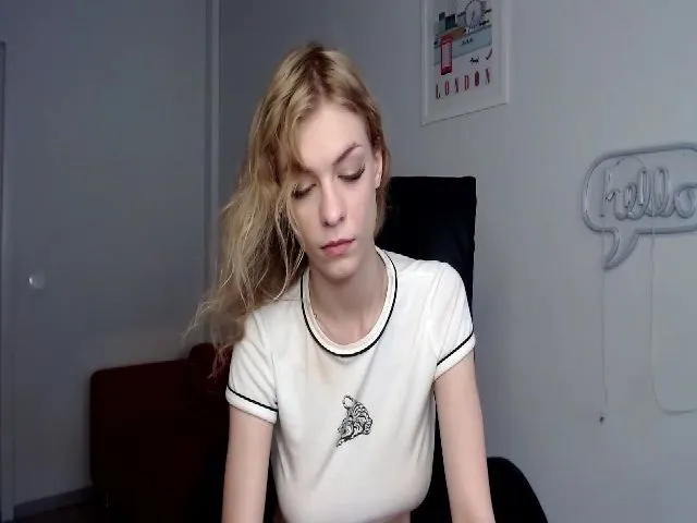 Live sex webcam photo for VanillaJenny #252819543