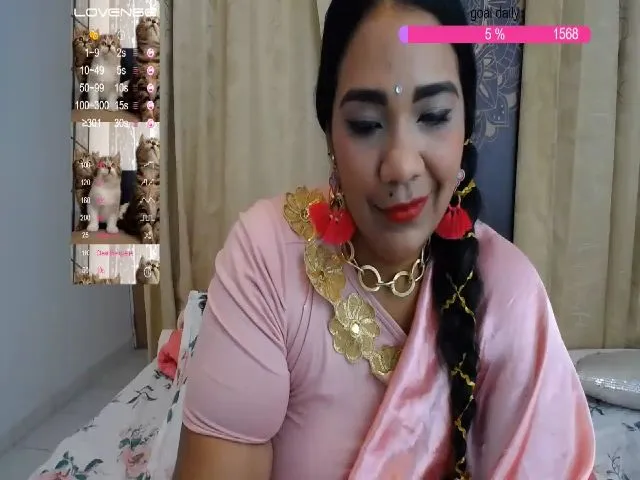 Live sex webcam photo for IndianMama #252534893