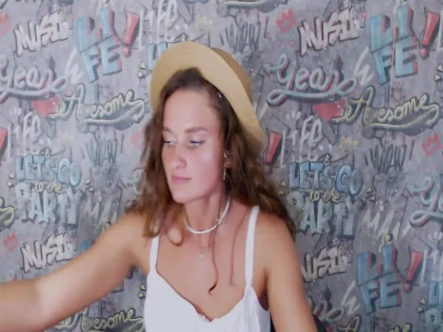 Live sex webcam photo for Felliciya #260801588