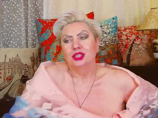 Live sex webcam photo for PoshLadyx #241054378