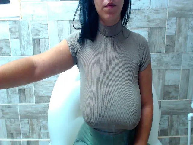 Live sex webcam photo for Lexy_black #253243703