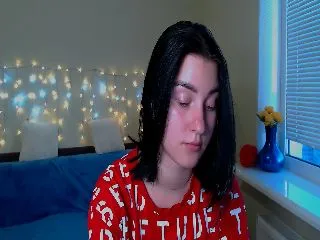 Live sex webcam photo for JenniferGill #251944633