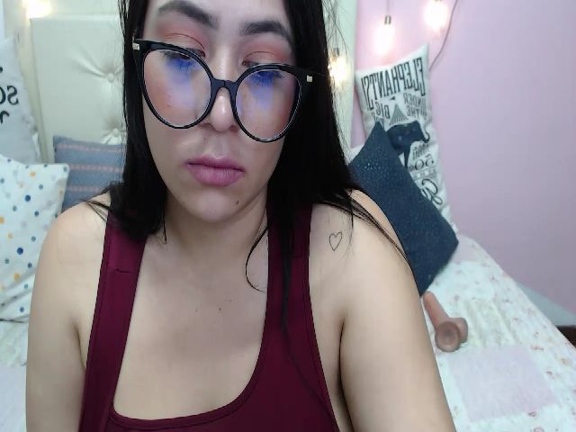 Live sex webcam photo for Chellsea_ #256500769