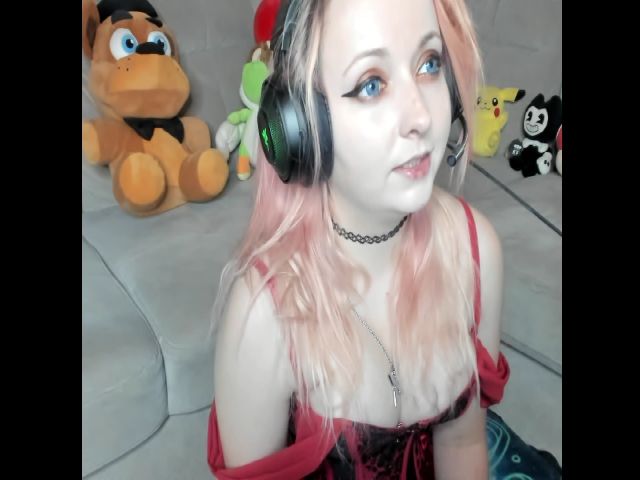 Live sex webcam photo for PrincessBluu #256048586