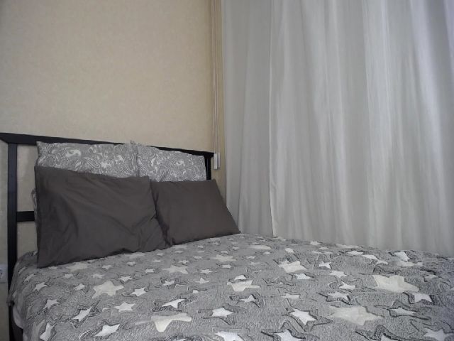 Live sex webcam photo for MiaSplit #253223754