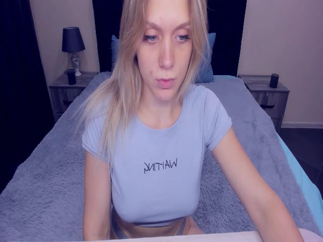 Live sex webcam photo for MeganKind #260449449